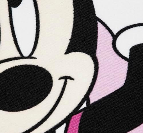 Minnie Mouse Too Cute 27x54 Microfiber Bath Beach Towel 100 polyester Machine Washable