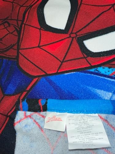 Marvel Spiderman Web Shooting Thin Microfiber Hooded Bath Towel